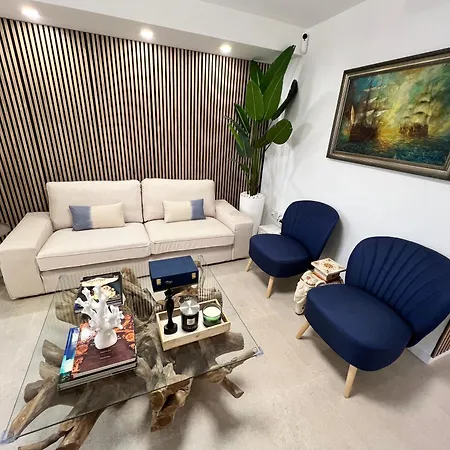 Little Venice 10 Days Minimum Port Saplaya